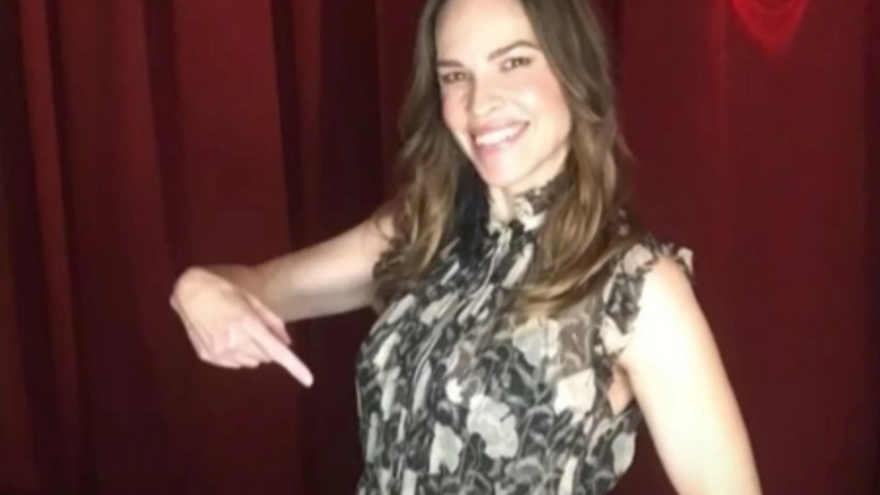 Hilary Swank incinta