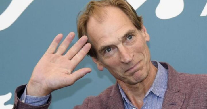 Attore Julian Sands