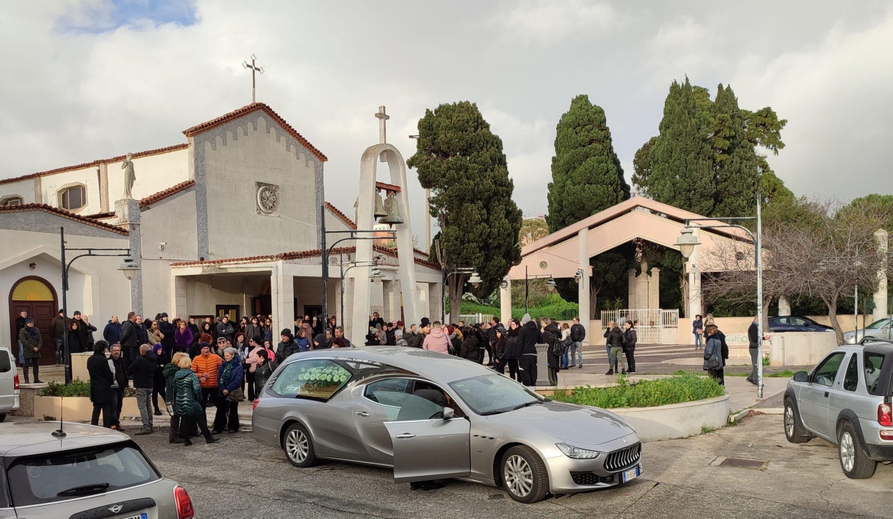 funerale sara
