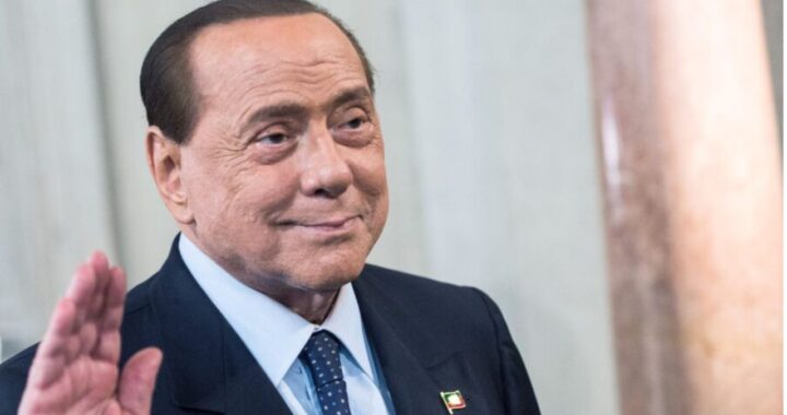 Silvio Berlusconi cagnolini