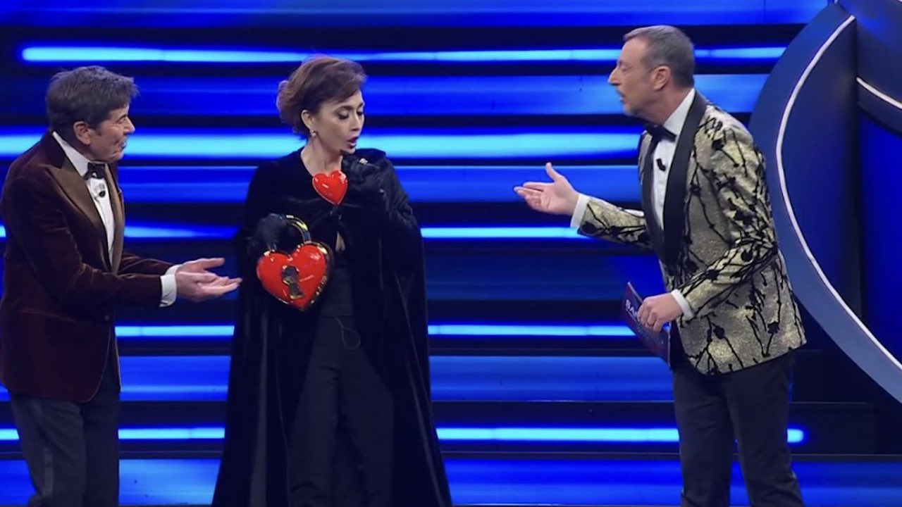 Chiara Francini con Amadeus e Gianni Morandi