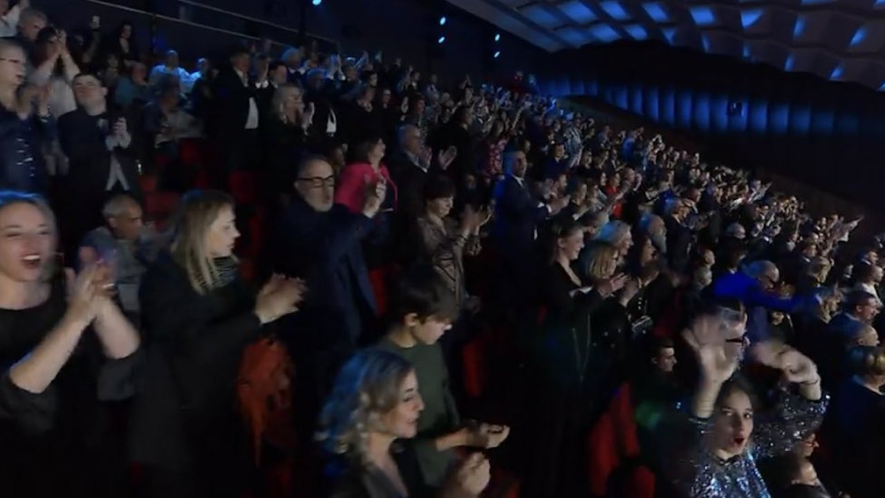 Sanremo 2023, arriva la prima standing ovation: il vincitore sembra già scritto