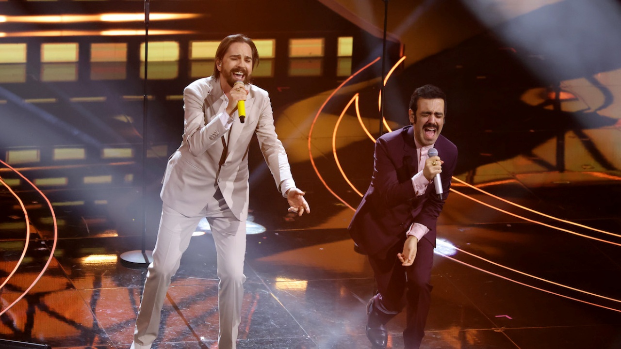 Colapesce Dimartino Sanremo 23 curiosità sul nome d'arte Bigodino