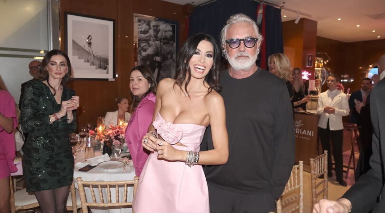 Elisabetta Gregoraci, mega party a Montecarlo per i suoi 43 anni