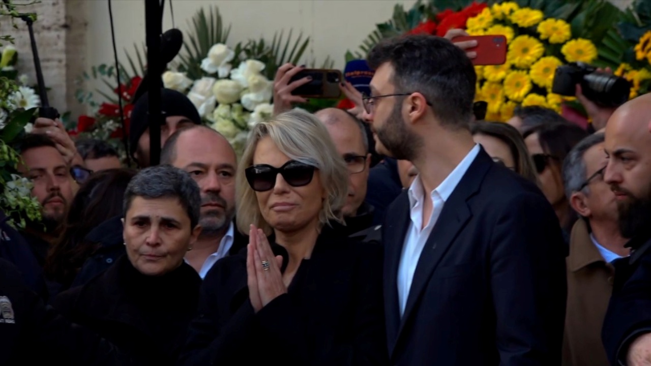 maurizio costanzo funerali