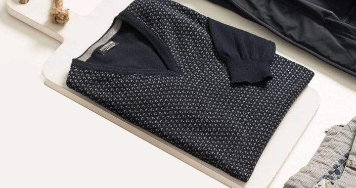 Maglia collo a V