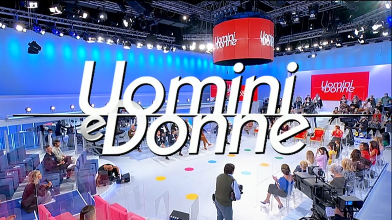 Uomini e Donne, coppia storica torna insieme: crisi rientrata