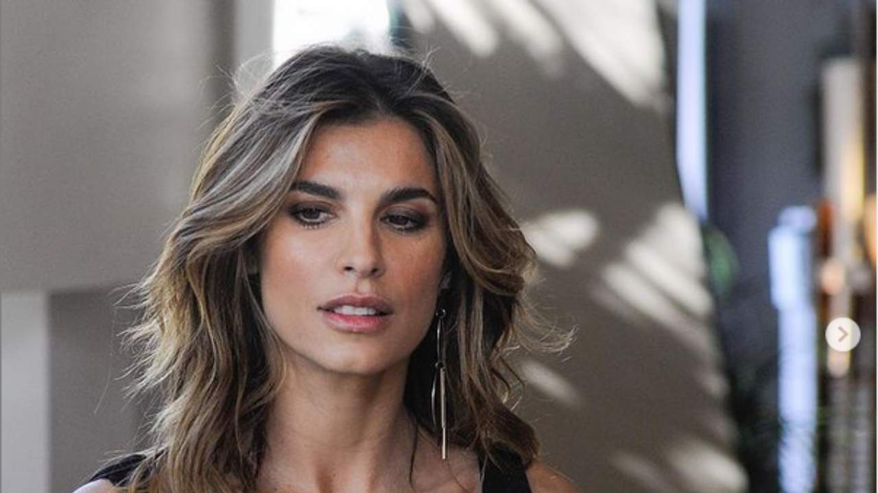 “Avrai sempre un posto speciale nel mio cuore” Lutto per Elisabetta Canalis: lo straziante addio commuove