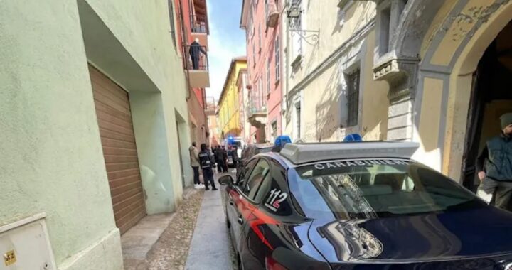 Imram Ahmad uccide la madre a martellate a Pinerolo