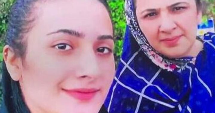 Saman Abbas e la madre Nazia