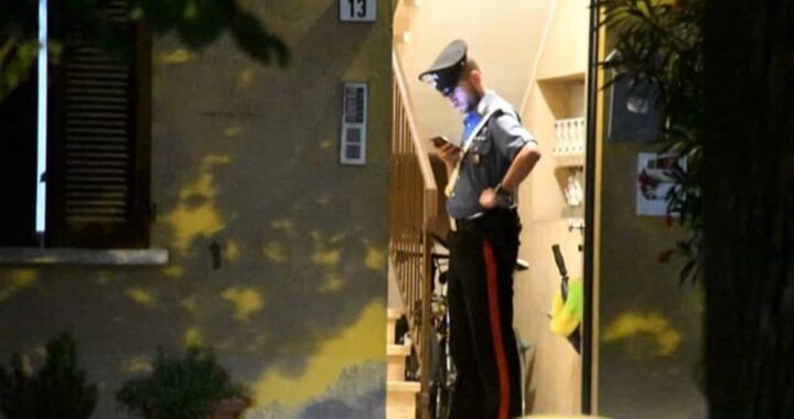 Bimba chiama i Carabinieri per salvare la mamma