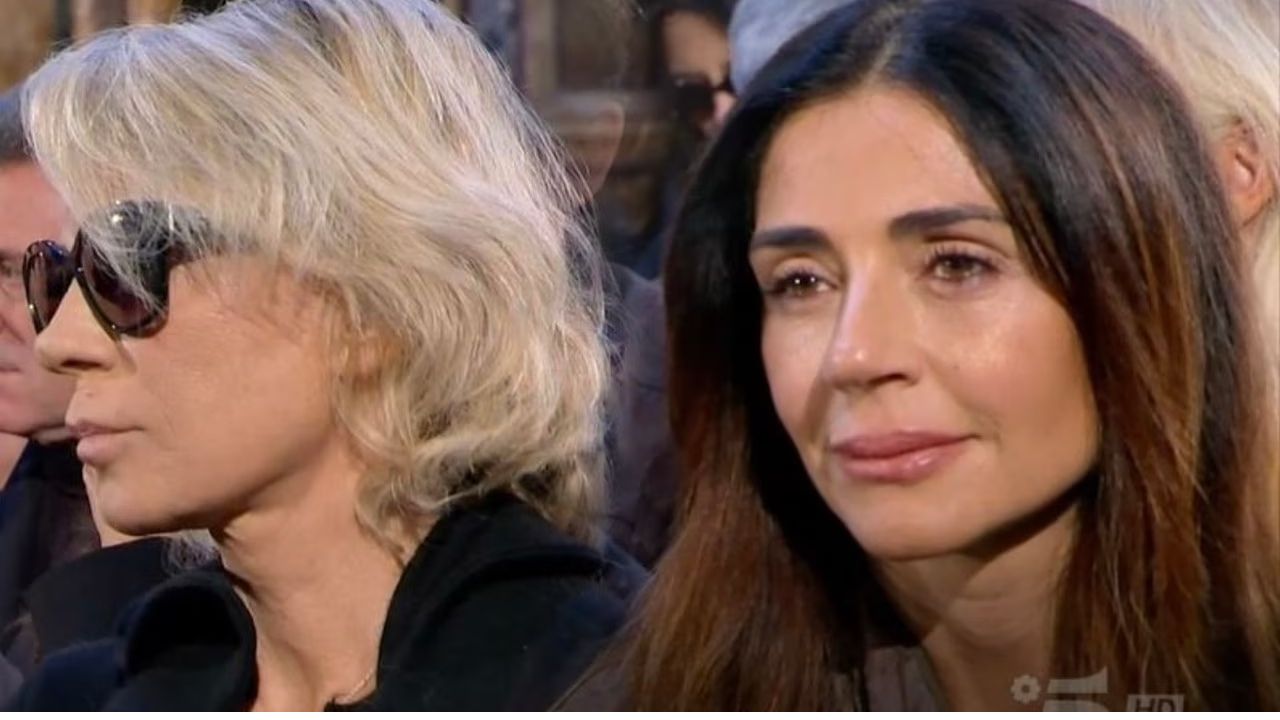 Raffaella Mennoia, la richiesta ai fan dopo la morte di Costanzo