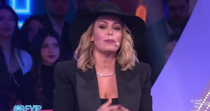 Sonia Bruganelli cappellino