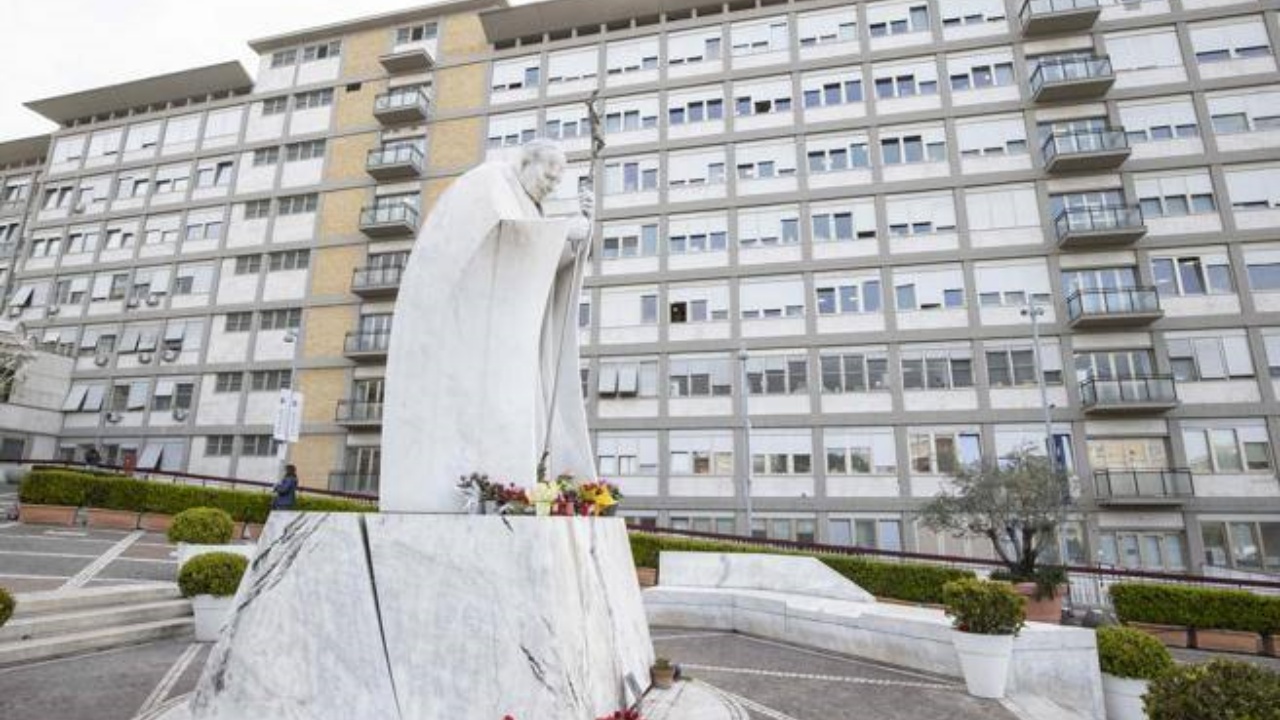 Donna di 80 anni si toglie la vita al Gemelli