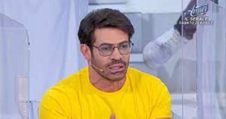 Gianni Sperti denuncia