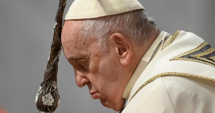 Papa Francesco malore