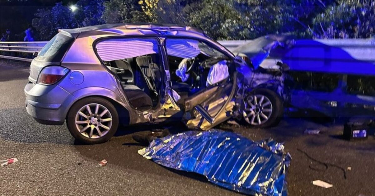 Tragic crash yesterday evening three vehicles involved, two victims