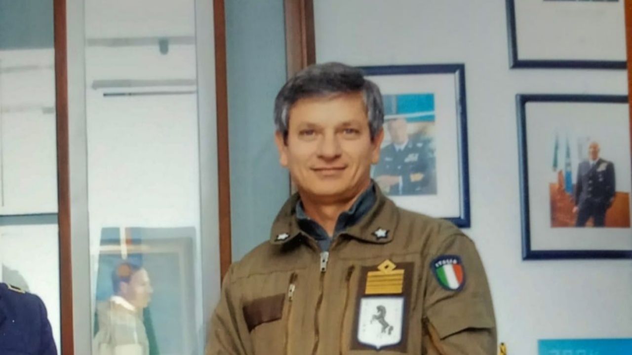 Morto il generale dell'Aeronautica Roberto De Micco