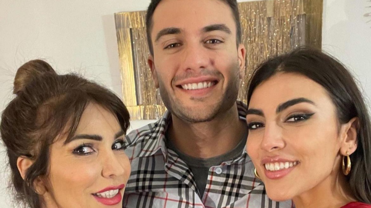 Giulia Salemi, la mamma sbotta sui social contro i fan: “È irrispettoso”