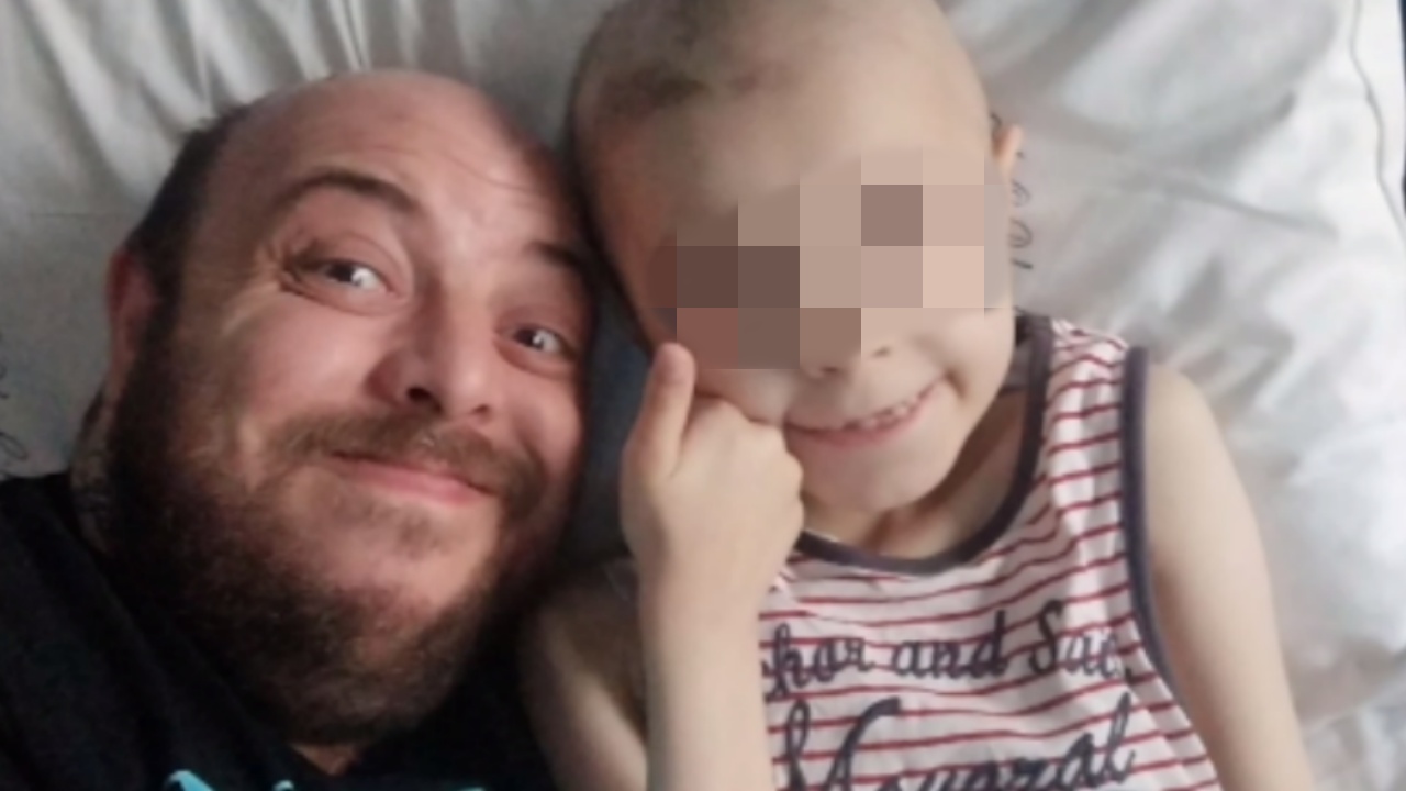 L'addio del papà a Mirko