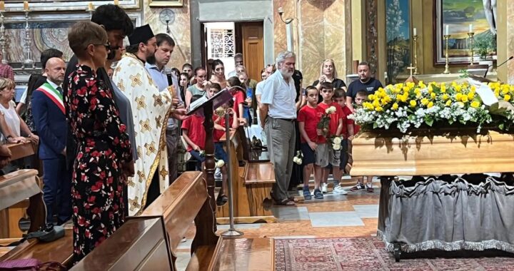 funerale piccolo Stephan