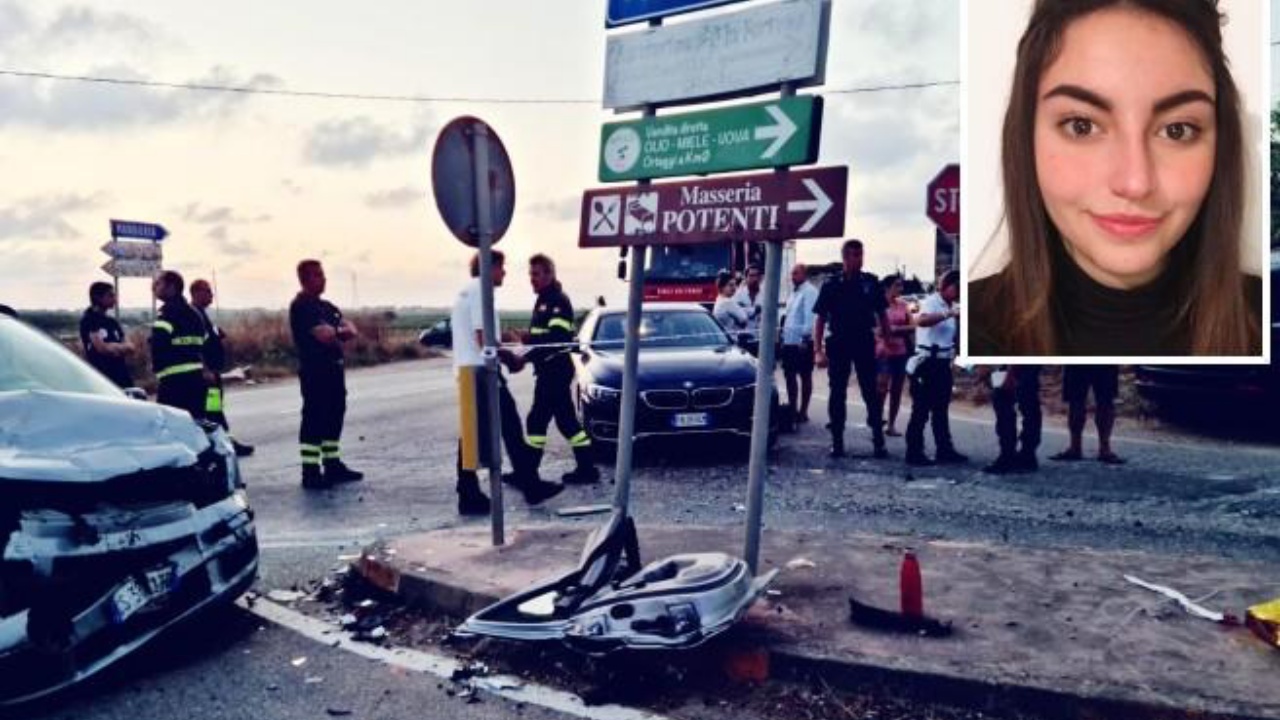 Grave incidente stradale a Manduria, Chiara Mazza esce dalla macchina, chiama il fratello e poi muore