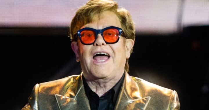 Elton John in ospedale