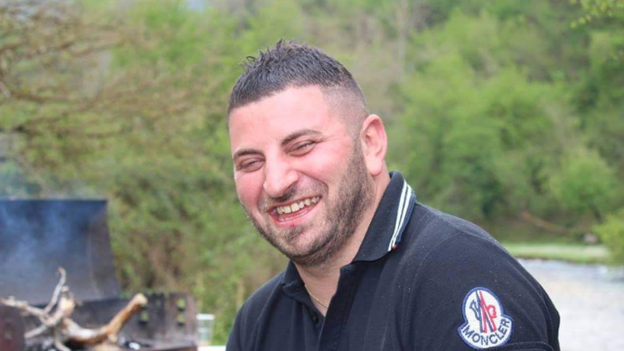 I familiari hanno cercato inutilmente di salvarlo: Daniele Mambolo, papà di due bambine, aveva solo 40 anni