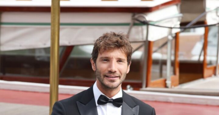 Stefano De Martino paparazzato con la sua presunta nuova fiamma: ecco chi è 