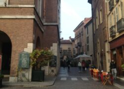 Sparatoria in centro ad Asti