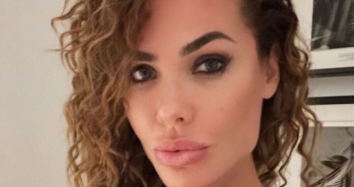 Ilary Blasi foto