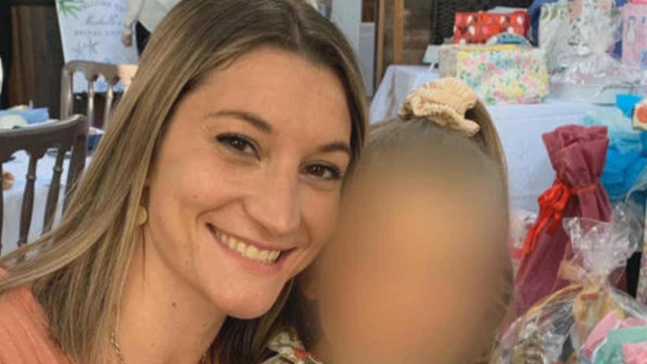 madre uccide i suoi 3 figli