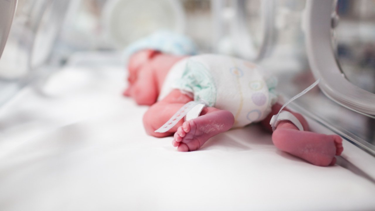 madre neonato