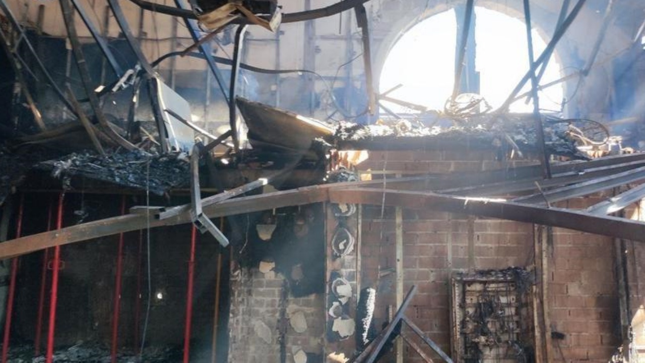 ultimo messaggio ragazza 28 anni fiamme