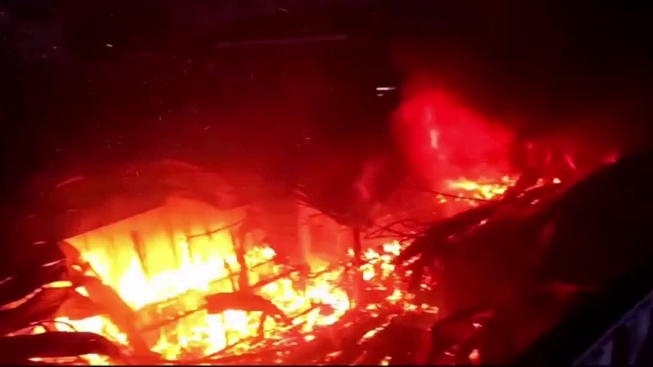 ultimo messaggio ragazza 28 anni fiamme