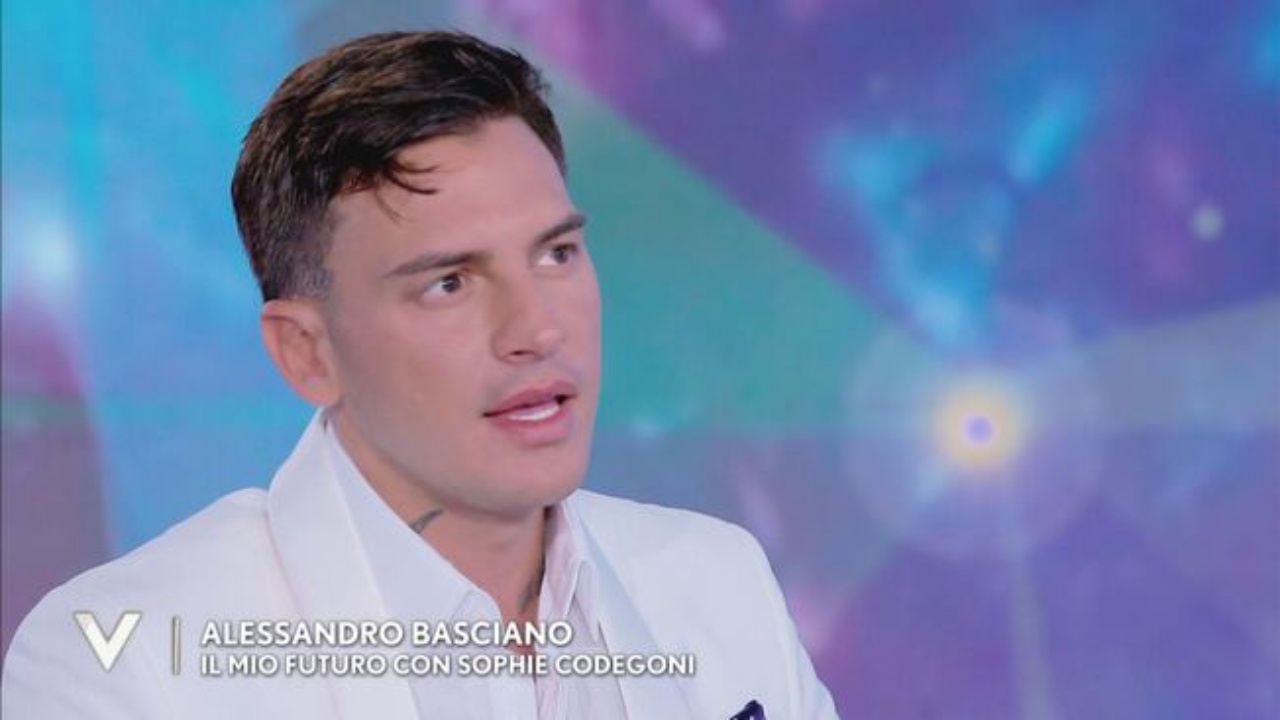Alessandro Basciano una furia con Sophie Codegoni: lo sfogo non è passato inosservato