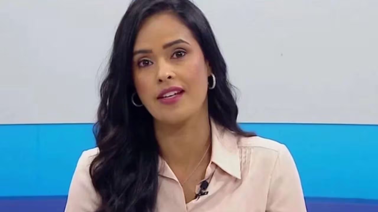 Addio a Elaine Santos, la conduttrice di 38 anni era incinta: lascia figlio e marito