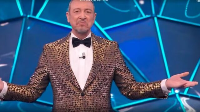 Sanremo24, inizia la terza serata del Festival: le parole di Amadeus sulla vicenda di John Travolta