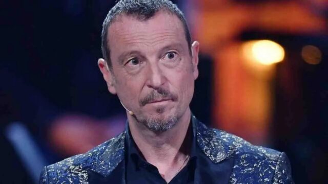 La rivelazione di Amadeus: “A 7 anni ho rischiato la vita, stavo per morire di nefrite. Sono un miracolato”
