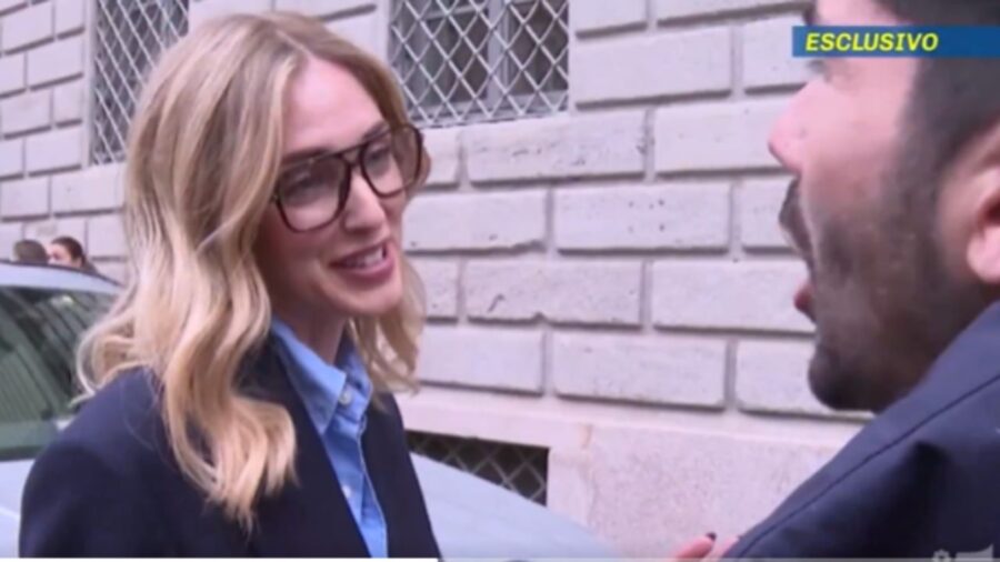 Chiara Ferragni ai microfoni di Pomeriggio 5