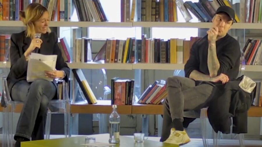 Fedez parla della sua depressione al Circolo dei Lettori di Torino