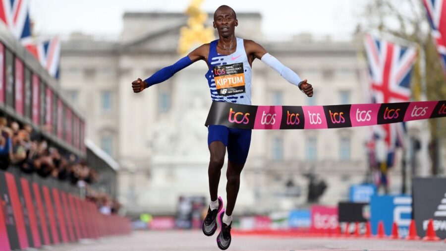 Kelvin Kiptum morto a soli 24 anni