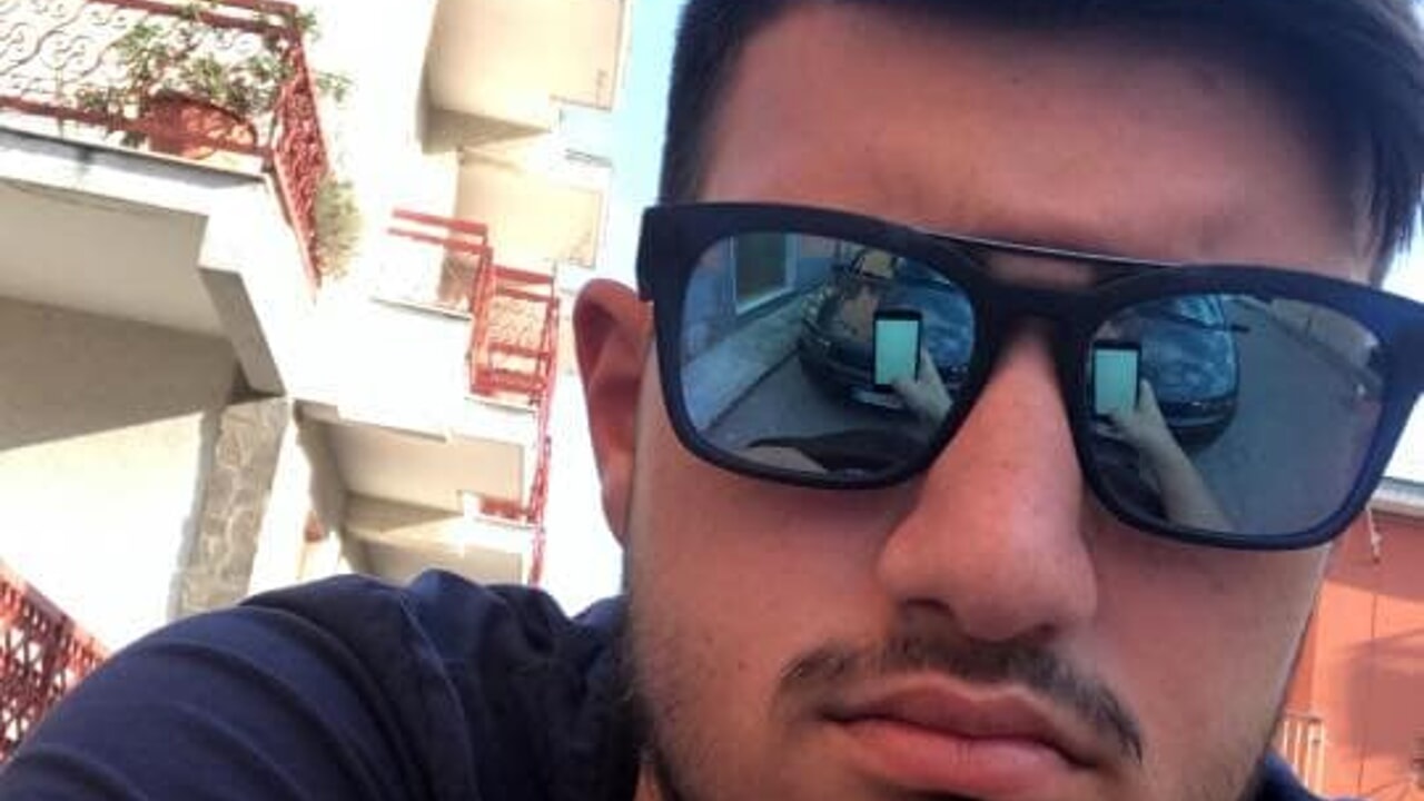 Maurizio Napolitano perde la vita a 22 anni a causa di un incidente a Napoli