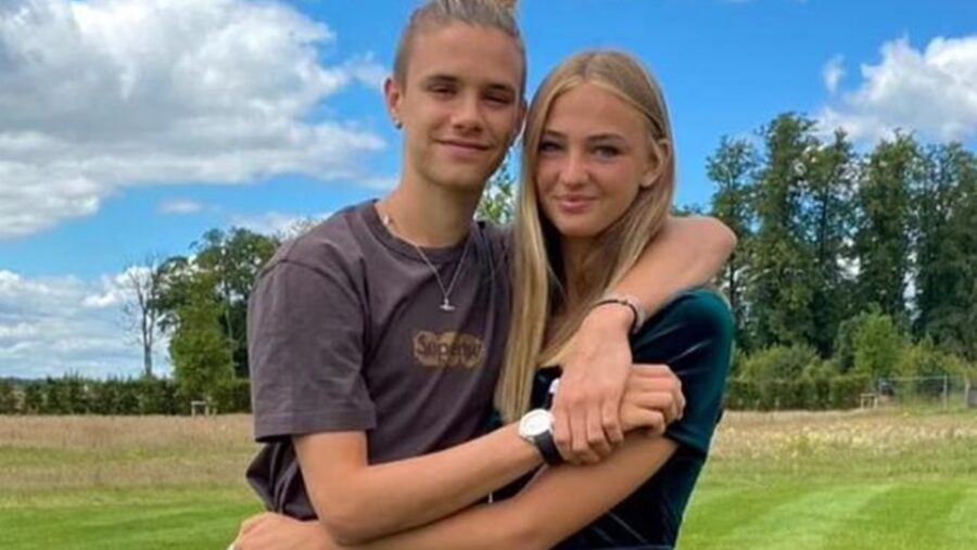 romeo beckham mia regan insieme