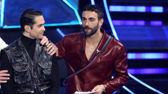 Sanremo24, tra Marco Mengoni e Mahmood uno sguardo tenero che potrebbe raccontare molto: ecco i dettagli