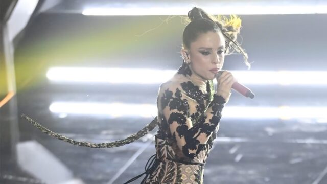 Angelina Mango, l’abito di Sanremo 2024 nasconde due dettagli che non tutti hanno colto