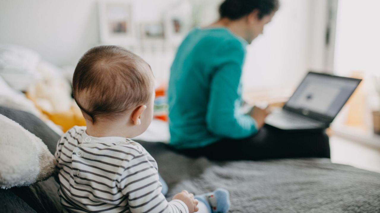 Bonus mamme, assente nella busta paga di gennaio: quanto vale e quando verrà accreditato