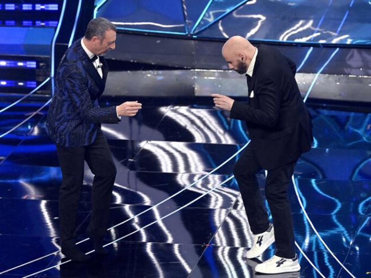 Amadeus and John Travolta Sanremo 2024