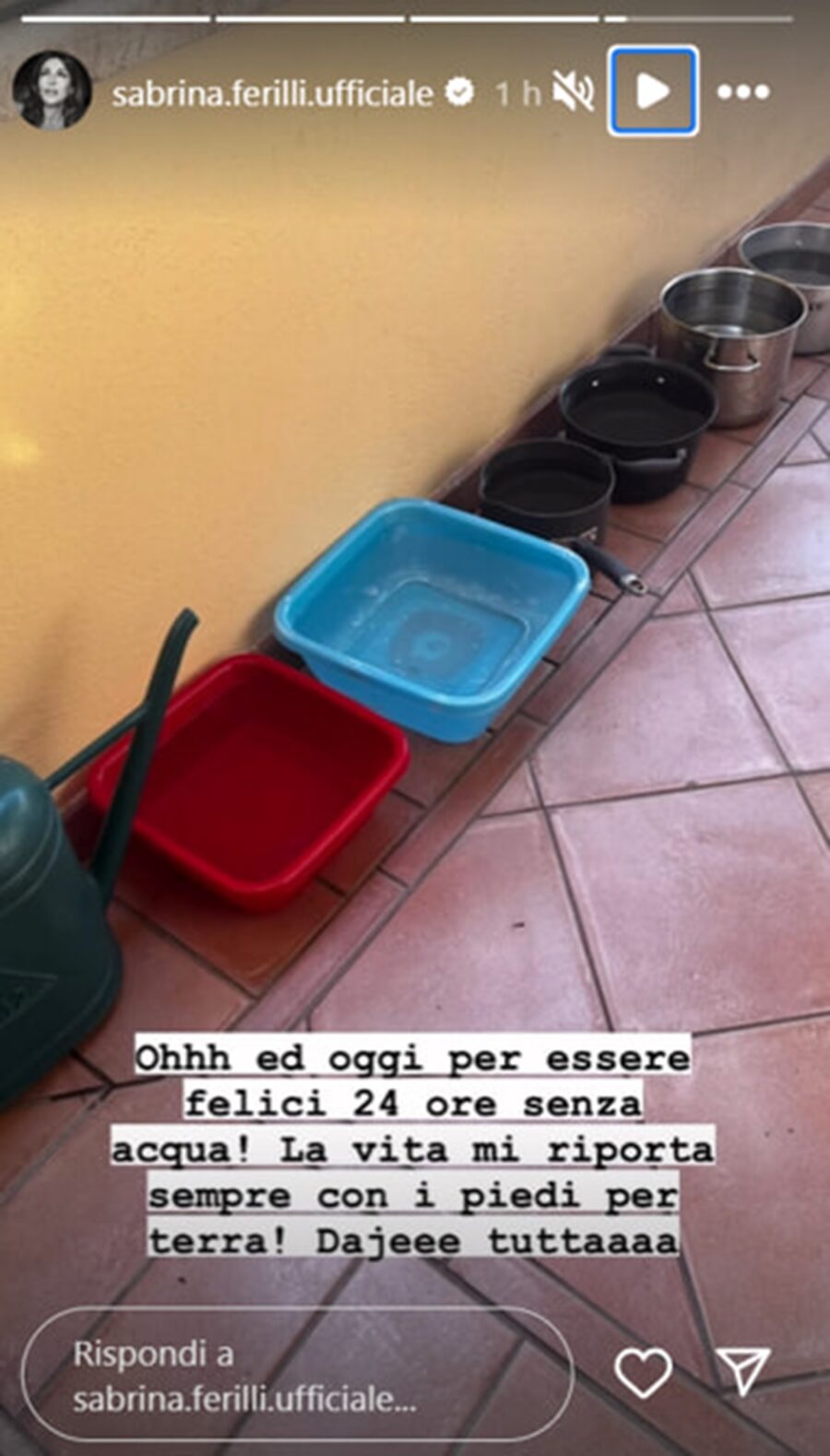 Sabrina Ferilli senza acqua