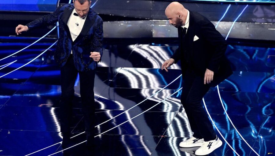 travolta a sanremo 2024